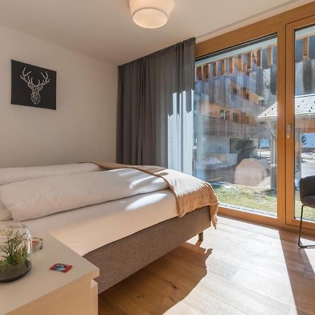 Montela Apartments - Haus C Saas-Grund Eksteriør billede